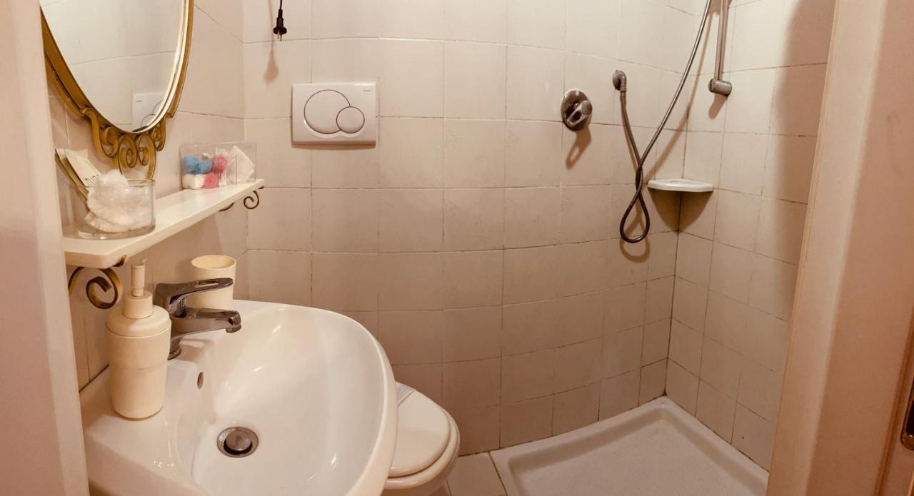 Bed&Breakfast Benedetta Cantagrillo Buitenkant foto